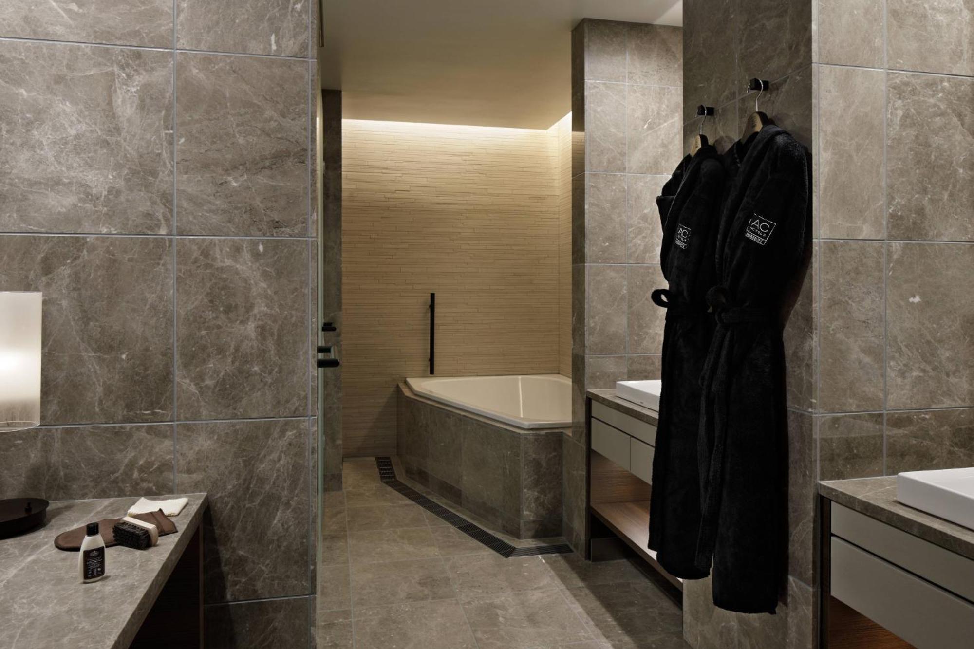 Ac Hotel By Marriott Tokyo Ginza Extérieur photo